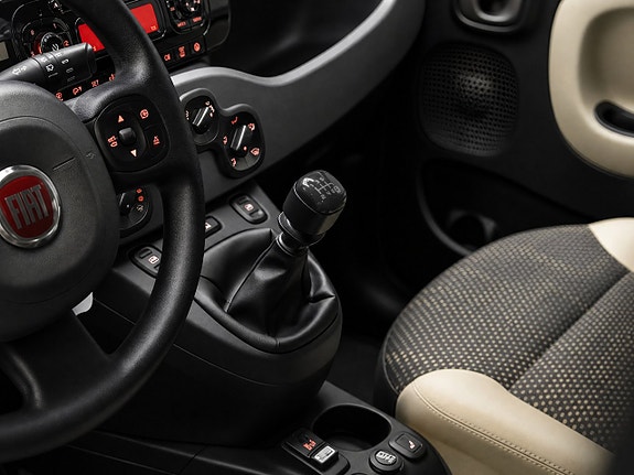 Fiat Panda 12 of 16