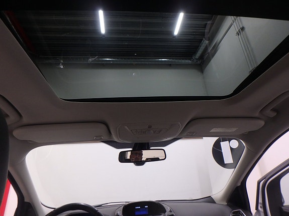 Ford Kuga 7 of 18