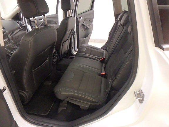 Ford Kuga 5 of 5