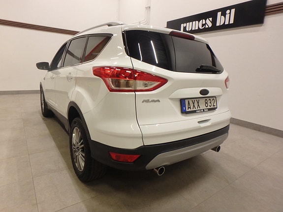 Ford Kuga 3 of 5