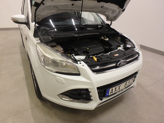 Ford Kuga 11 of 18