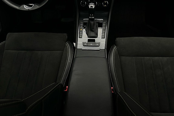 Skoda Superb 9 of 28