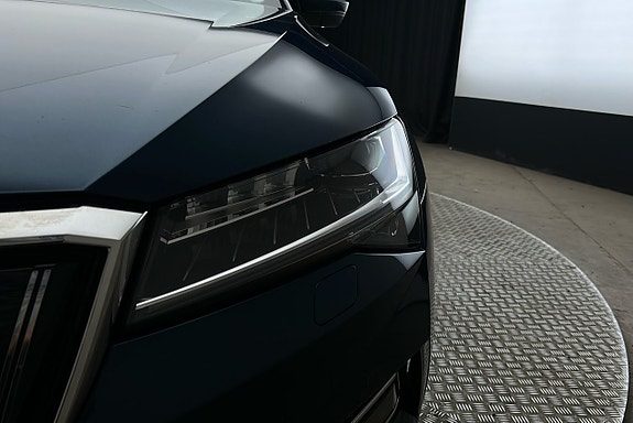 Skoda Superb 11 of 28