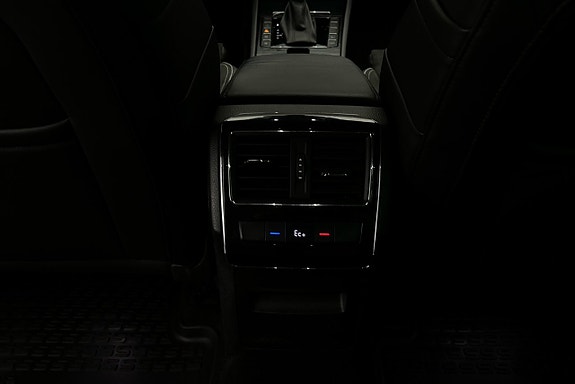 Skoda Superb 22 of 28