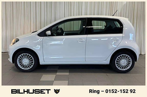 Volkswagen UP! 5 of 5