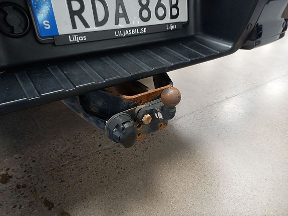 Isuzu D-max 9 of 16