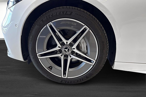 Mercedes-Benz C300 e 5 of 5
