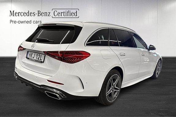 Mercedes-Benz C300 e 4 of 5