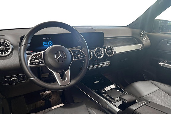 Mercedes-Benz EQB300 8 of 11