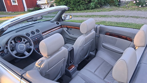 Audi Cabriolet 3 of 5