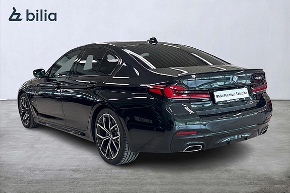 BMW 520d 2 of 5