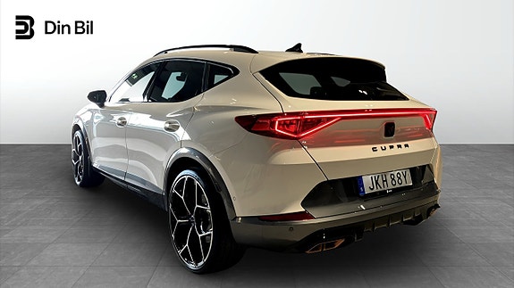 Cupra Formentor 3 of 12