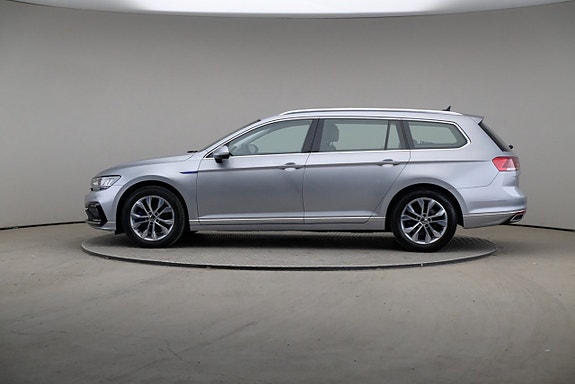 Volkswagen Passat 4 of 5