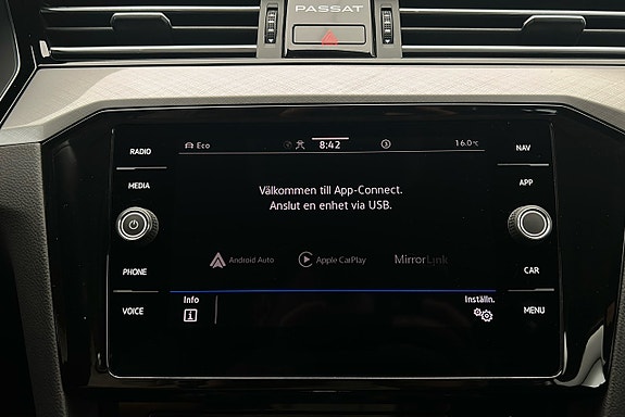 Volkswagen Passat 23 of 23