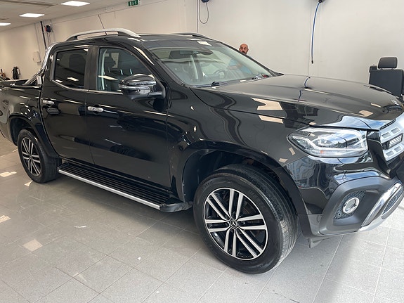 Mercedes-Benz X250 d 2 of 5