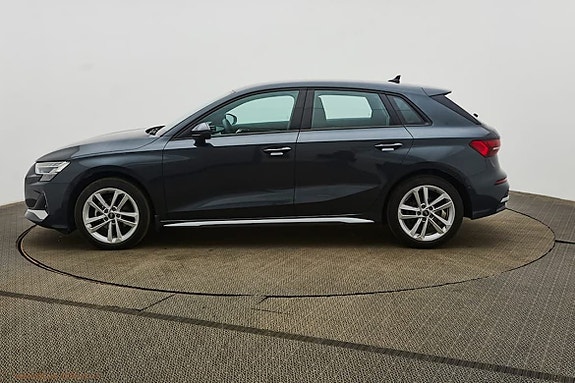Audi A3 3 of 5