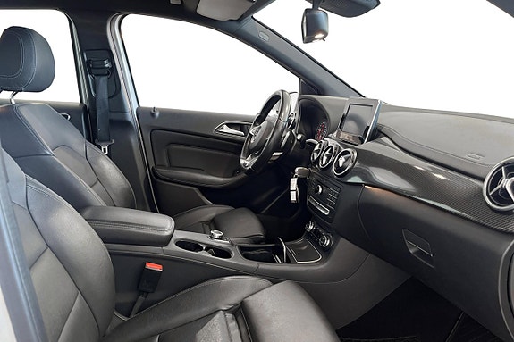Mercedes-Benz B200 d 9 of 11