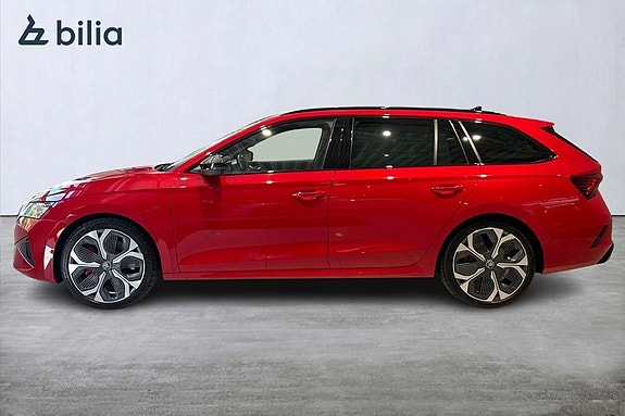 Skoda Octavia RS 3 of 5