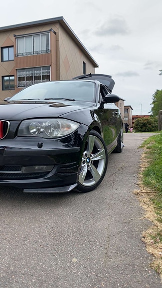 BMW 118d 2 of 7
