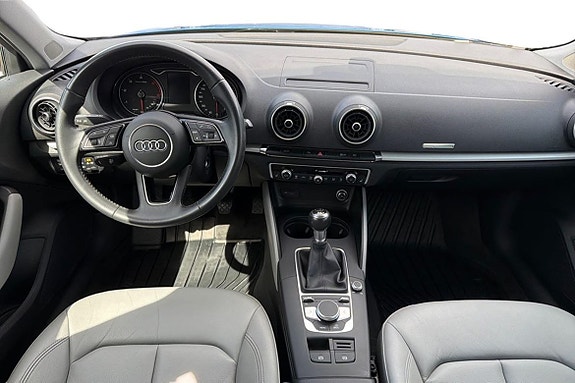 Audi A3 8 of 21