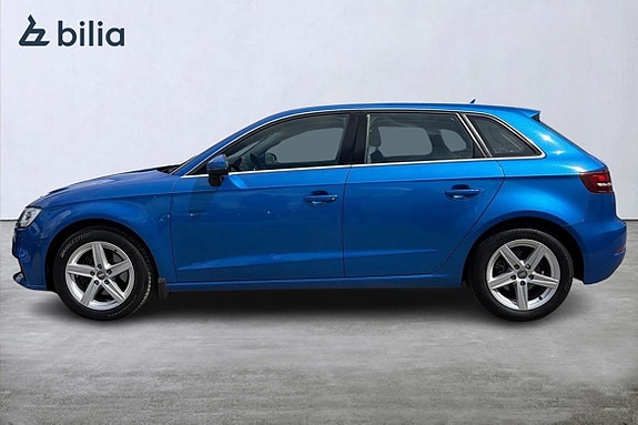 Audi A3 4 of 5