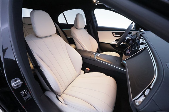 Mercedes-Benz E300 e 15 of 24