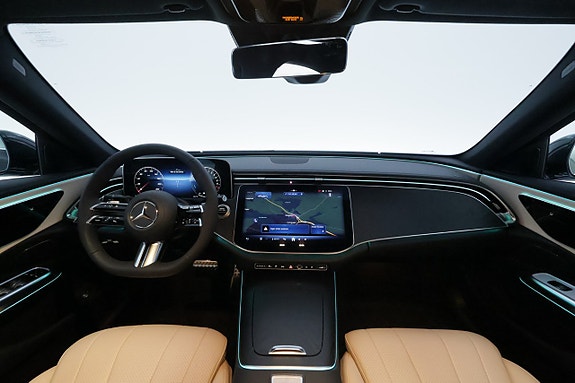 Mercedes-Benz E300 e 9 of 24