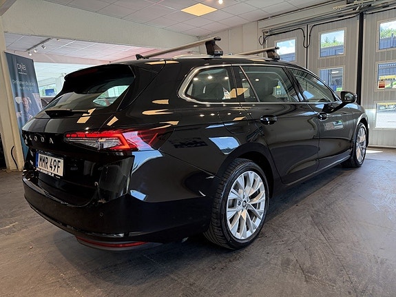 Skoda Superb 4 of 5