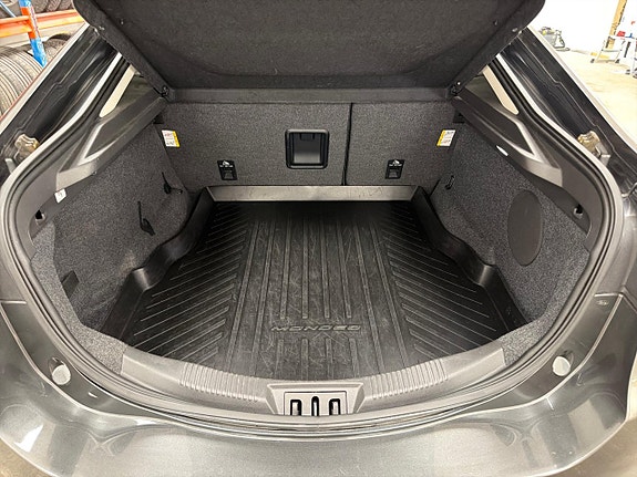 Ford Mondeo 28 of 29