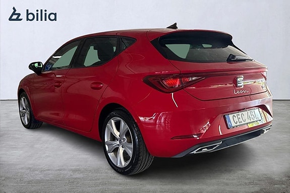 Seat Leon 2 of 5