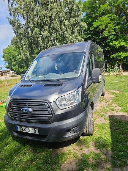 Ford Transit 3 of 5