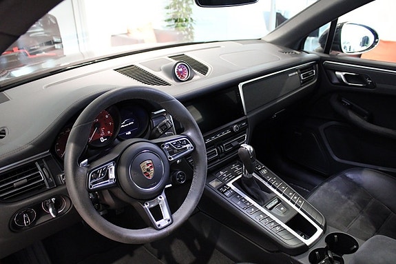 Porsche Macan GTS 9 of 20