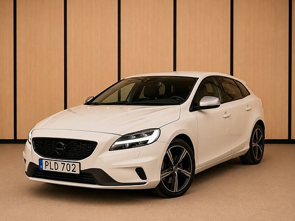 Volvo V40 3 of 5