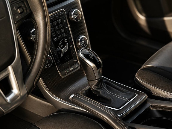 Volvo V40 8 of 11