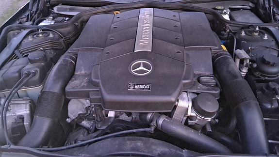Mercedes-Benz SL500 5 of 5