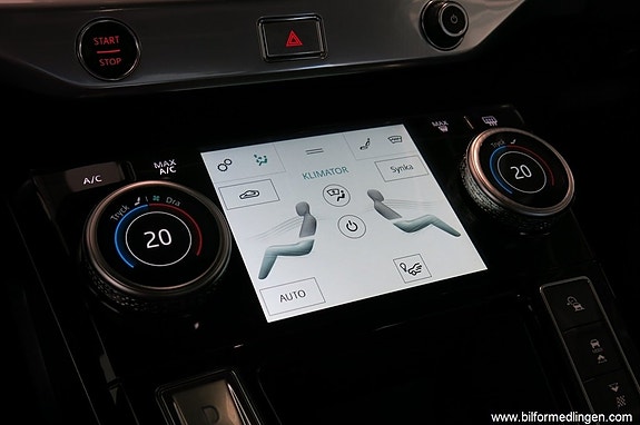 Jaguar I-PACE 16 of 17