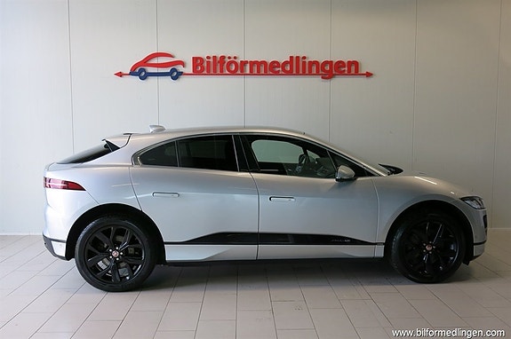 Jaguar I-PACE 2 of 5