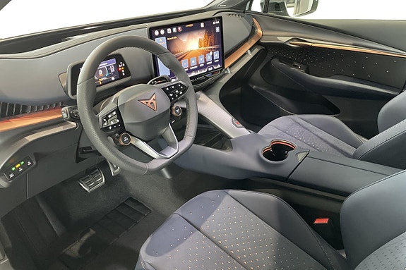 Cupra Tavascan 10 of 27