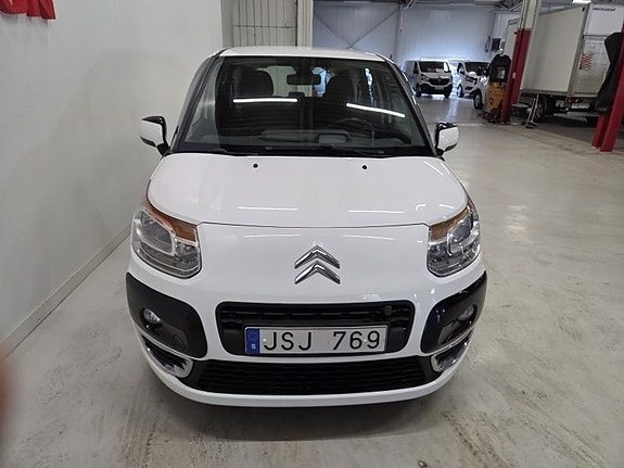 Citroen C3 Picasso 2 of 5
