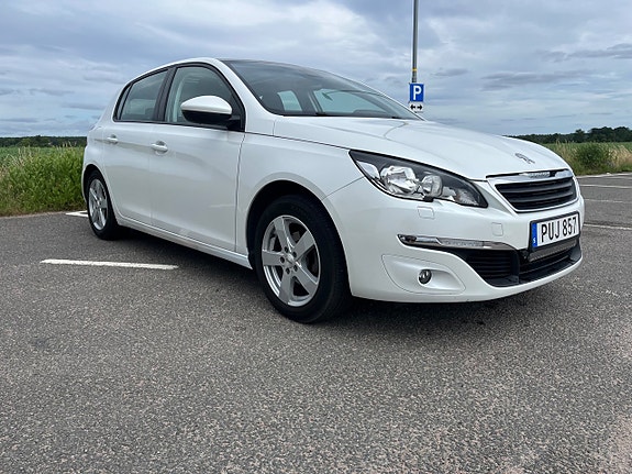 Peugeot 308 4 of 5