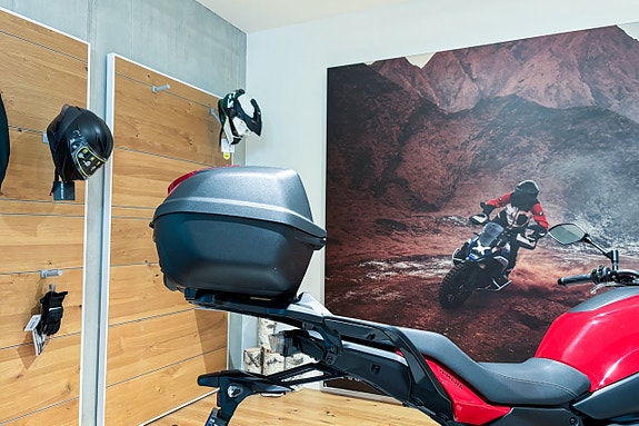 Yamaha Tracer 700 |ABS| Puig vindruta|Yamaha toppbox|SE BILDER & SPEC| 5 of 13