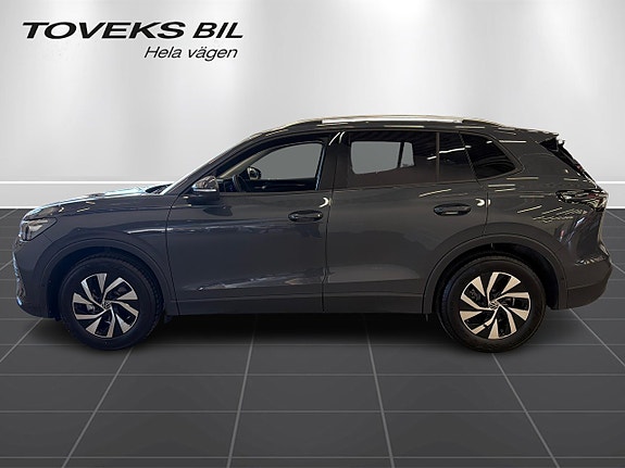Volkswagen Tiguan 6 of 13