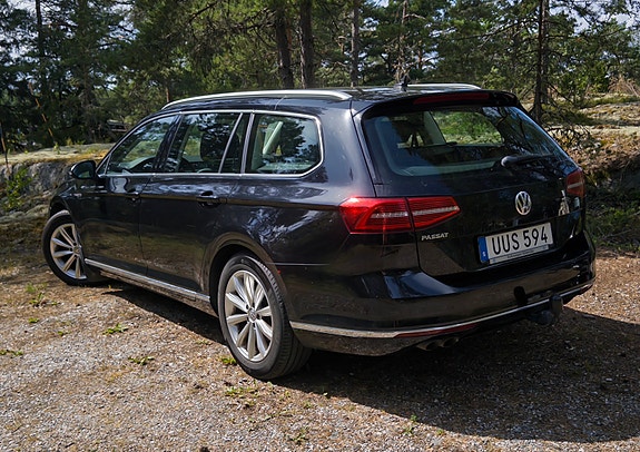 Volkswagen Passat 3 of 5