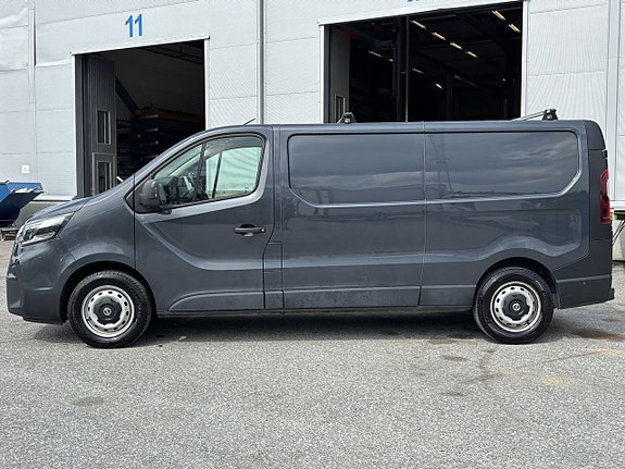 Nissan Primastar 2 of 5