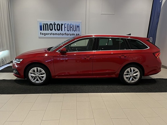 Skoda Octavia 2 of 5