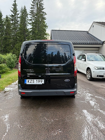 Ford Transit Connect 5 of 5