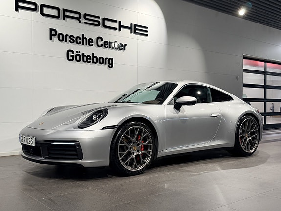 Porsche 911 Carrera S 8 of 22