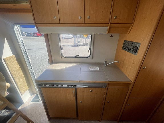 Fiat Knaus 510 2.8 idTD 122Hk B-Körkort Endast 530cm Solceller 14 of 17