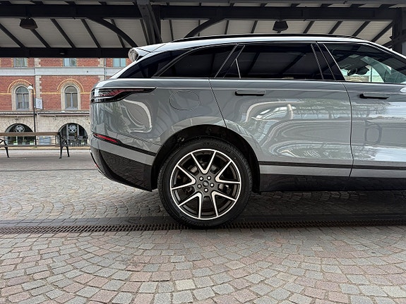Land Rover Range Rover Velar 3 of 12