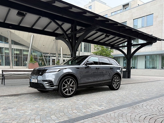 Land Rover Range Rover Velar 7 of 12
